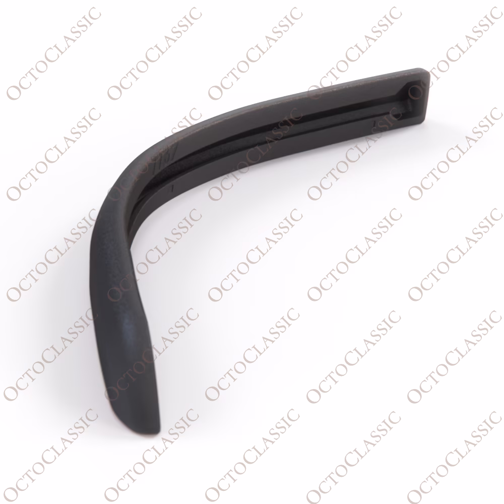 Mercedes W126 Rear Corner Trim Left Or Right Black Or Chrome A1266902580 / A1266902680