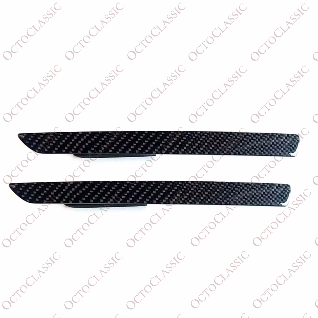 BMW M3 M4 F80 F82 F83 Heckstoßstangenreflektoren kundenspezifisches Ersatzpaar aus Kohlefaser 63147848583 & 63147848584