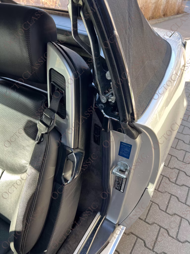 Copri cintura di sicurezza Mercedes R129 sinistra o destra tutti i colori esterni con striscia in pelle A1299101739 / A1299101839