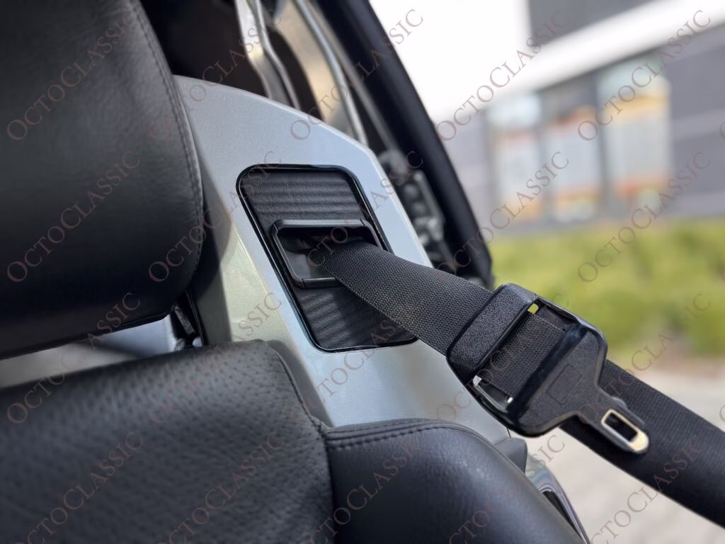 Copri cintura di sicurezza Mercedes R129 sinistra o destra tutti i colori esterni con striscia in pelle A1299101739 / A1299101839