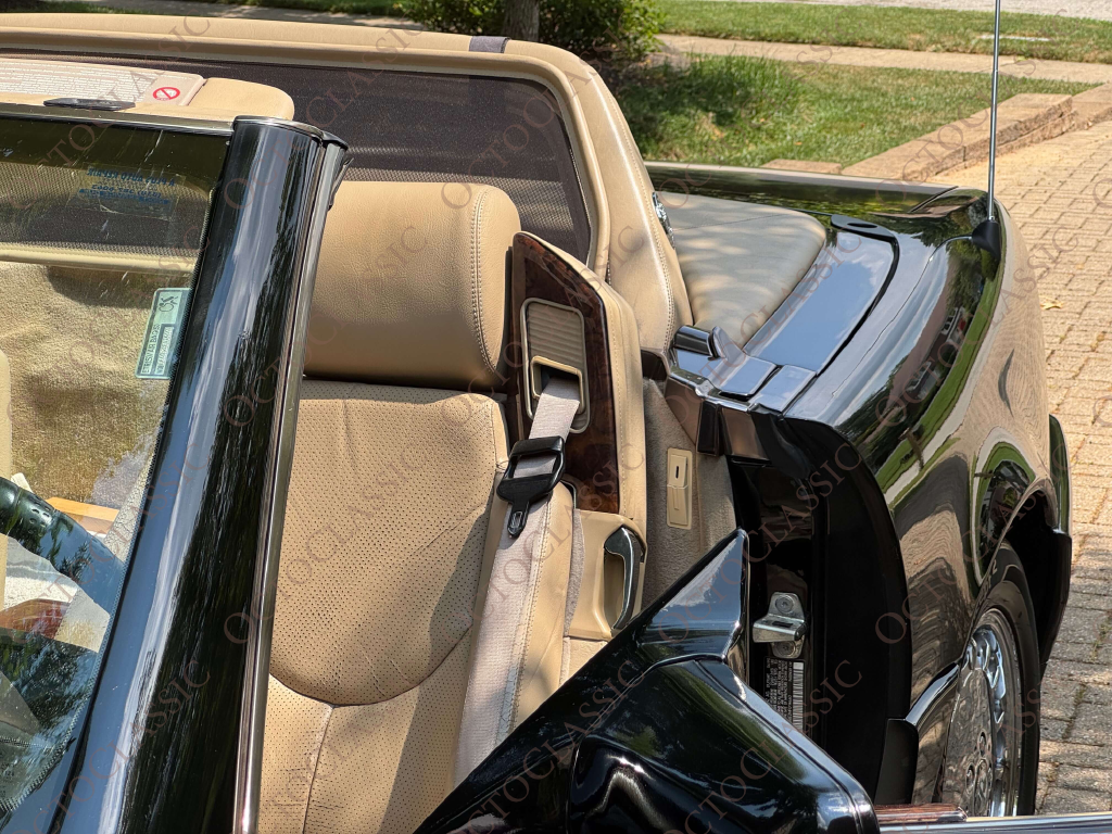 R129 SL Interior Custom Seat Belt Outlet Bracket Cover con LEGNO E PELLE sinistra o destra A1299100739 / A1299100839 R129 SL Interior Custom Seat Belt Outlet Bracket Cover con LEGNO E PELLE sinistra o destra A1299100739 / A1299100839