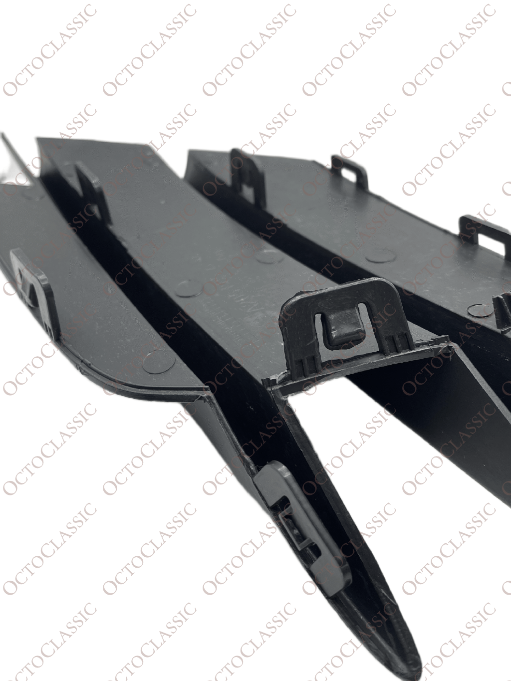 Mercedes W205 Fog Lamp Cover Set Of 2 Left And Right A2058857202 / A2058857302 Mercedes W205 Fog Lamp Cover Set Of 2 Left And Right A2058857202 / A2058857302