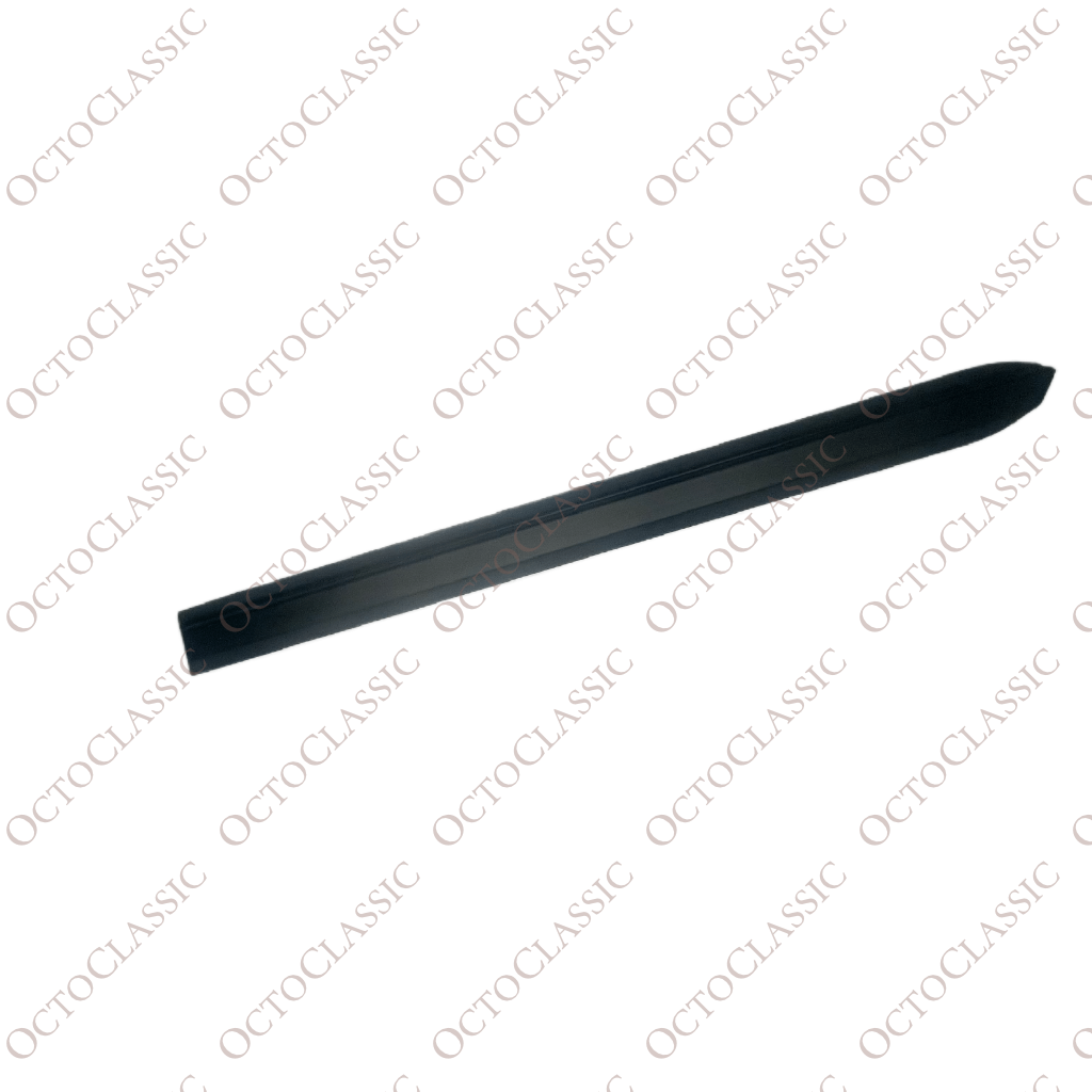 BMW E30 Coupe Black Trim Moulding For Side Panel Left Or Right 51131965105 / 51131965106 BMW E30 Coupe Black Trim Moulding For Side Panel Left Or Right 51131965105 / 51131965106