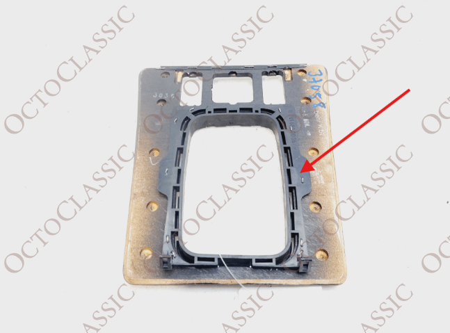 Mercedes W201 Manual Gearbox Control Panel Plastic Bracket Black A2016830006 Mercedes W201 Manual Gearbox Control Panel Plastic Bracket Black A2016830006