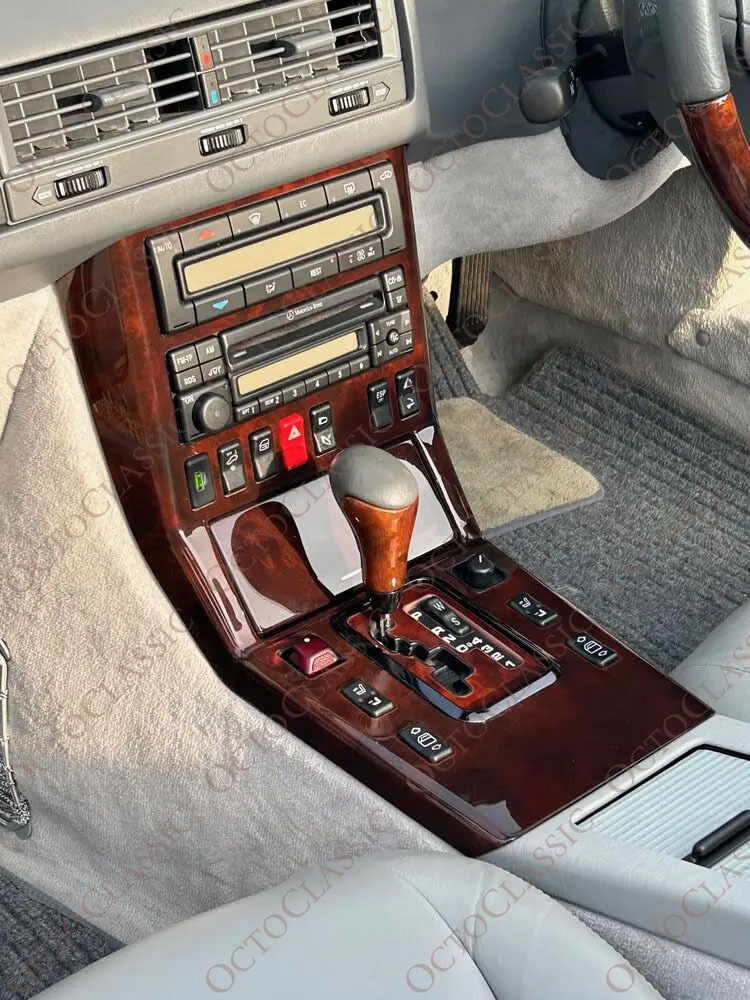 Mercedes SL R129 / W140 / C140 CL Console centrale Pulsante vuoto con USB-Porta di ricarica Nero Mercedes SL R129 / W140 / C140 CL Console centrale Pulsante vuoto con USB-Porta di ricarica Nero