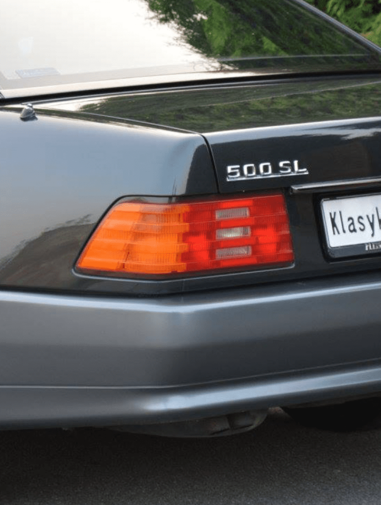 octoclassic-r129-mercedes-benz-SL-octoclassic-blog-pre-facelift-500sl-rear-bumper-teil-lights
