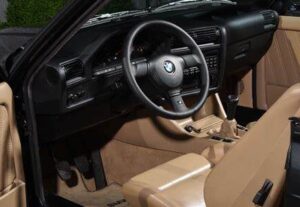 BMW E30