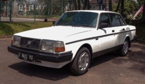 Volvo 240