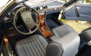 Mercedes W107