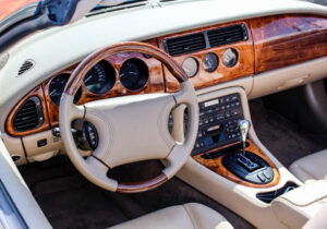 Jaguar XKR