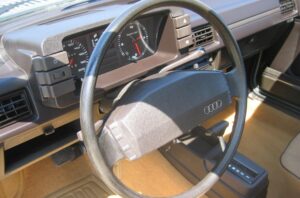 Audi 80