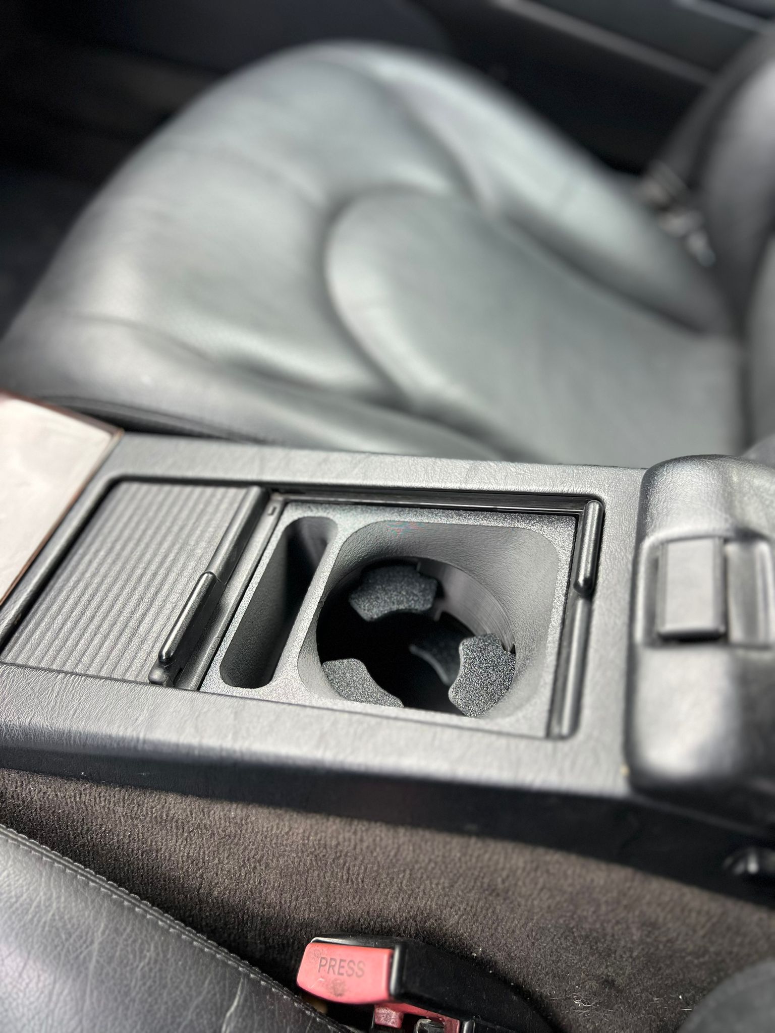 Mercedes R129 SL Custom Cup Holder And Mobile Phone Holder - Cupholder  Replacement for Center Console Storage Box - OctoClassic