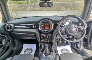 Mini Cooper F56