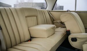 Mercedes W111