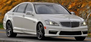 Mercedes W221