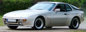 Porsche 944
